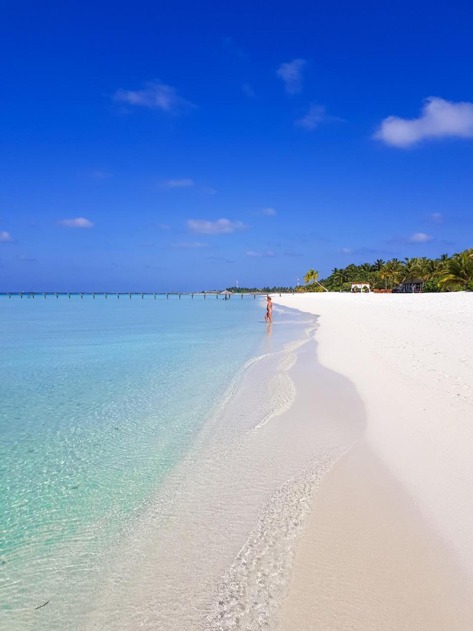 Holiday Island Resort Maamigili Island Екстер'єр фото