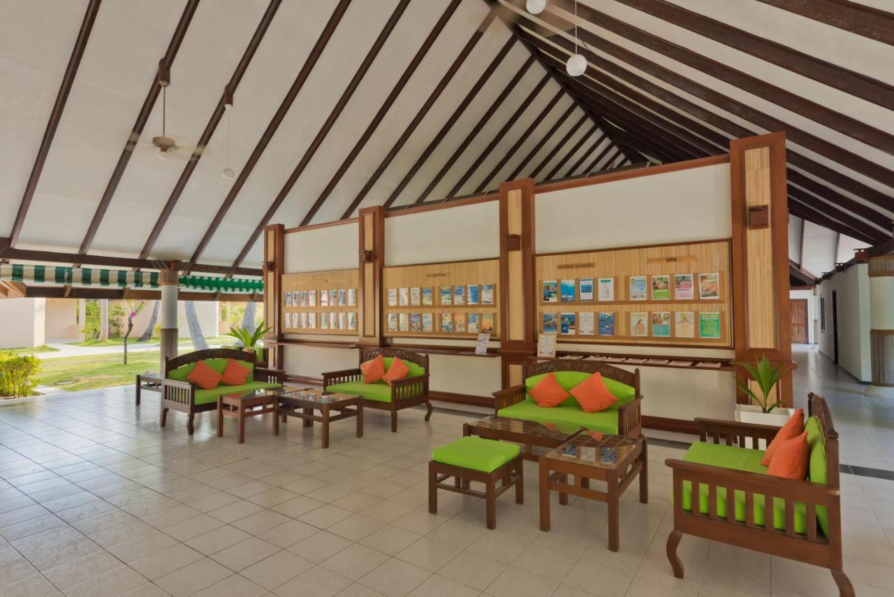 Holiday Island Resort Maamigili Island Екстер'єр фото